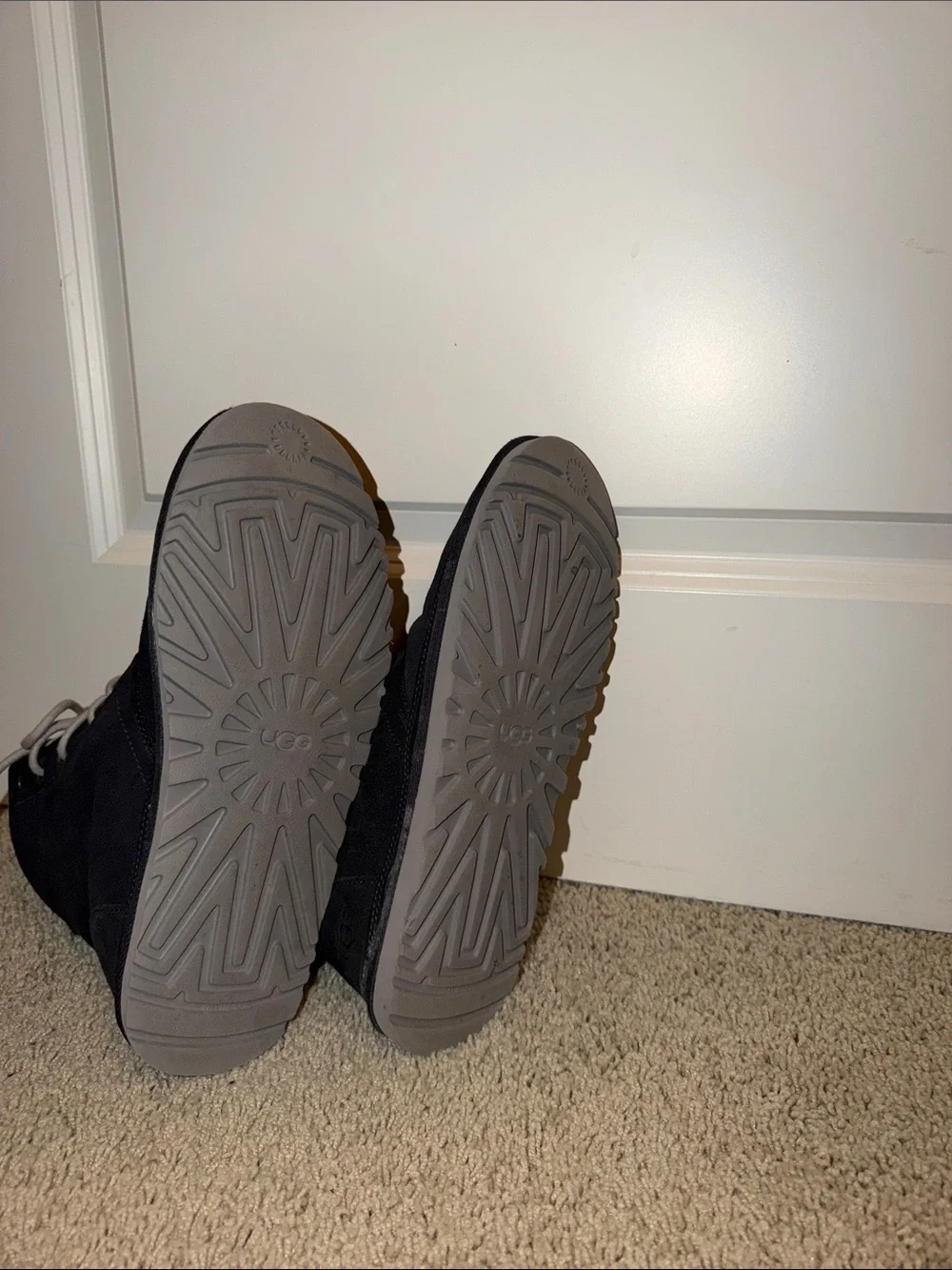 UGGs Mens 11 Navy Blue Suede Boots